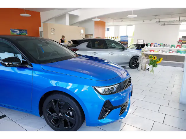 Touring Garage & Carrosserie Baur AG