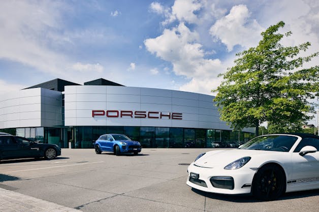Porsche Zentrum Zug, Risch AG