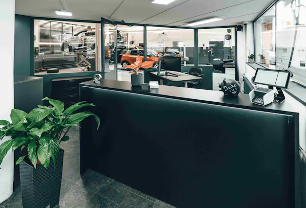 Lakeside Garage GmbH