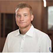 Nicola Freiburghaus Nicola Freiburghaus