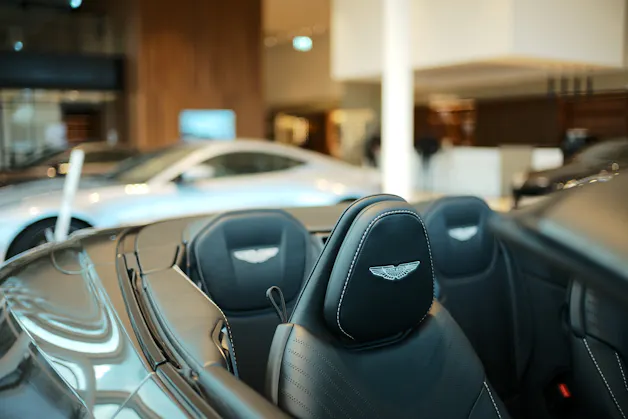 Emil Frey Opfikon Aston Martin Zürich