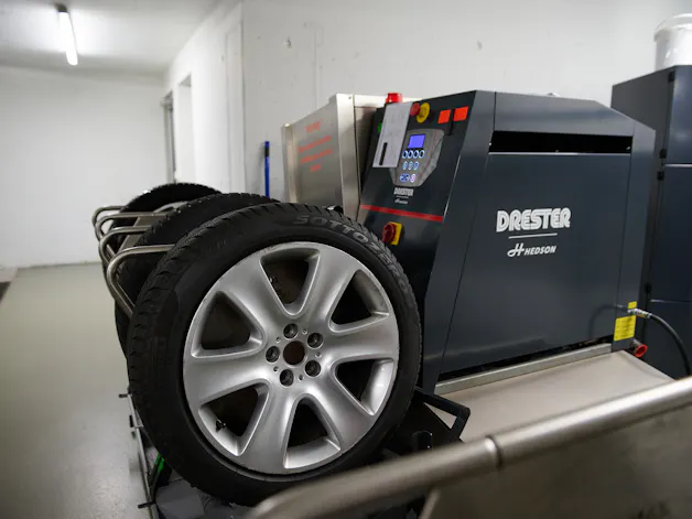 Touring Garage & Carrosserie Baur AG