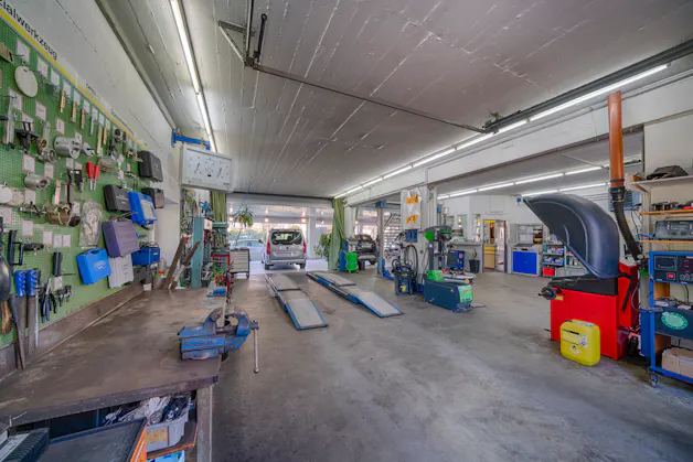 Sonnenberg-Garage AG