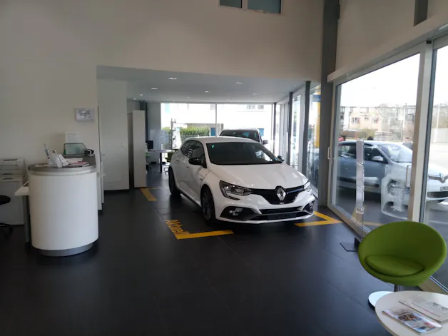Luberzen Garage Merten